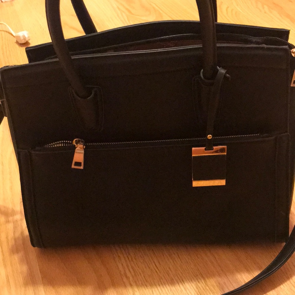 ✨Black Purse✨